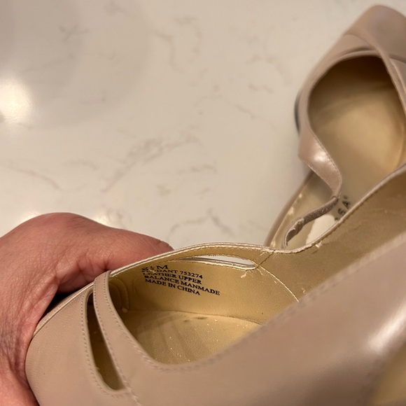 Caressa Spain Nude Heels - Picture 3 of 7